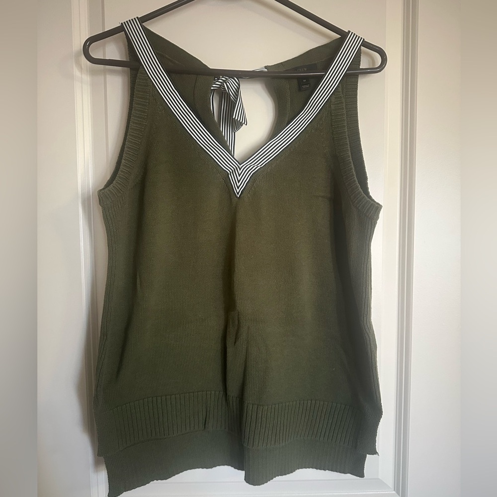 J. Crew Sleeveless V-Neck Olive Green Knit Top with bowtie